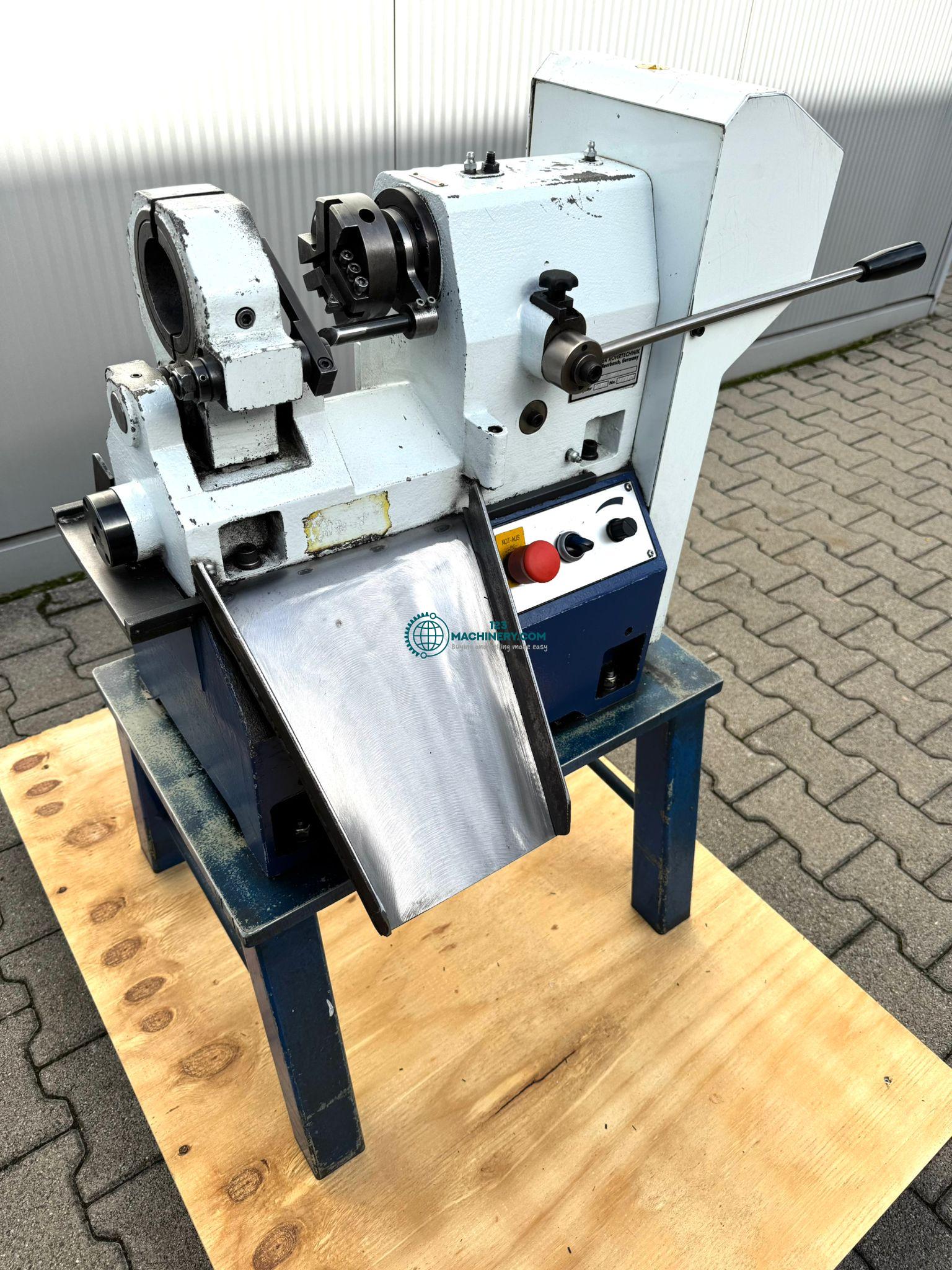 E.Büker - Typ N76 Endenbearbeitungsmaschine / Anfasmaschine